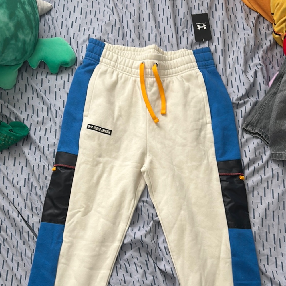 kids medium multicolor joggers